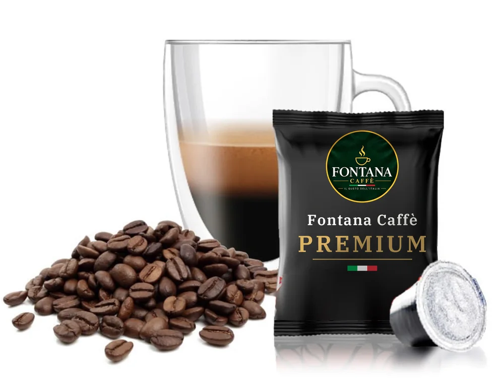 Capsulă compatibilă Nespresso® cu un plic Fontana Caffè Premium (neagră), pahar de espresso și boabe de cafea